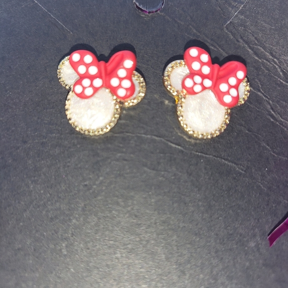 Minne Mouse moonstone stud earrings - Picture 5 of 9